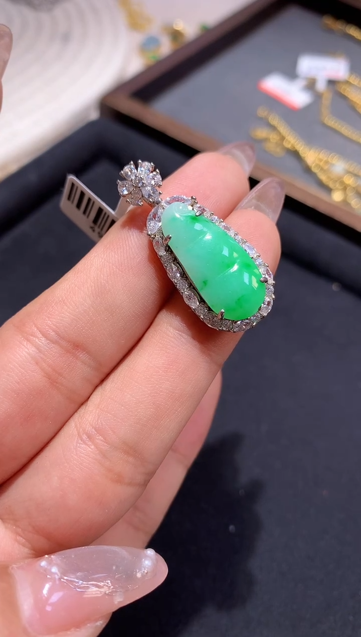 吊坠(不含链)银S925镶嵌翡翠【挽石珠宝】豆子