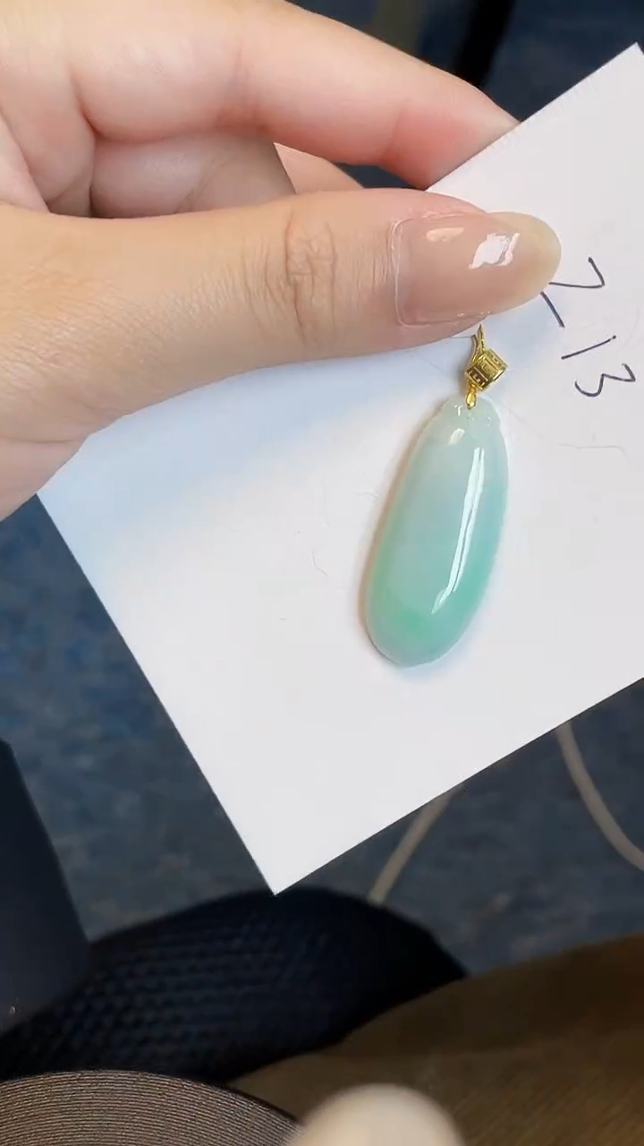 【闪购商品】翡翠颈饰18K金镶嵌00000000