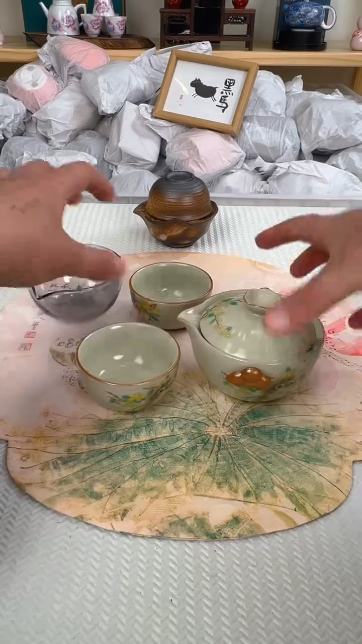 【闪购商品】新春旅行茶具清清清！！