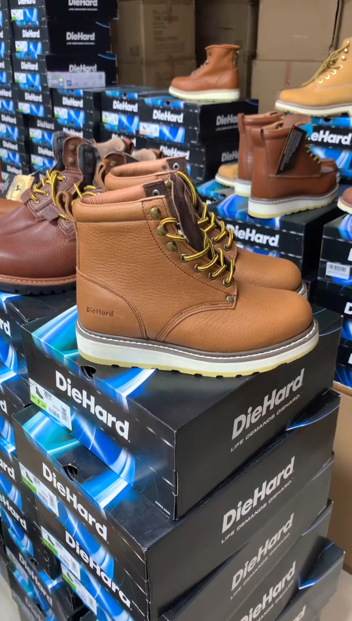 牛皮43码，84984，皮鞋码，工装靴，默认微瑕