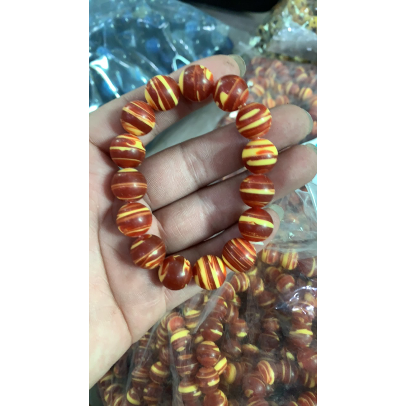 D 750。 卡14千层老蜡手串