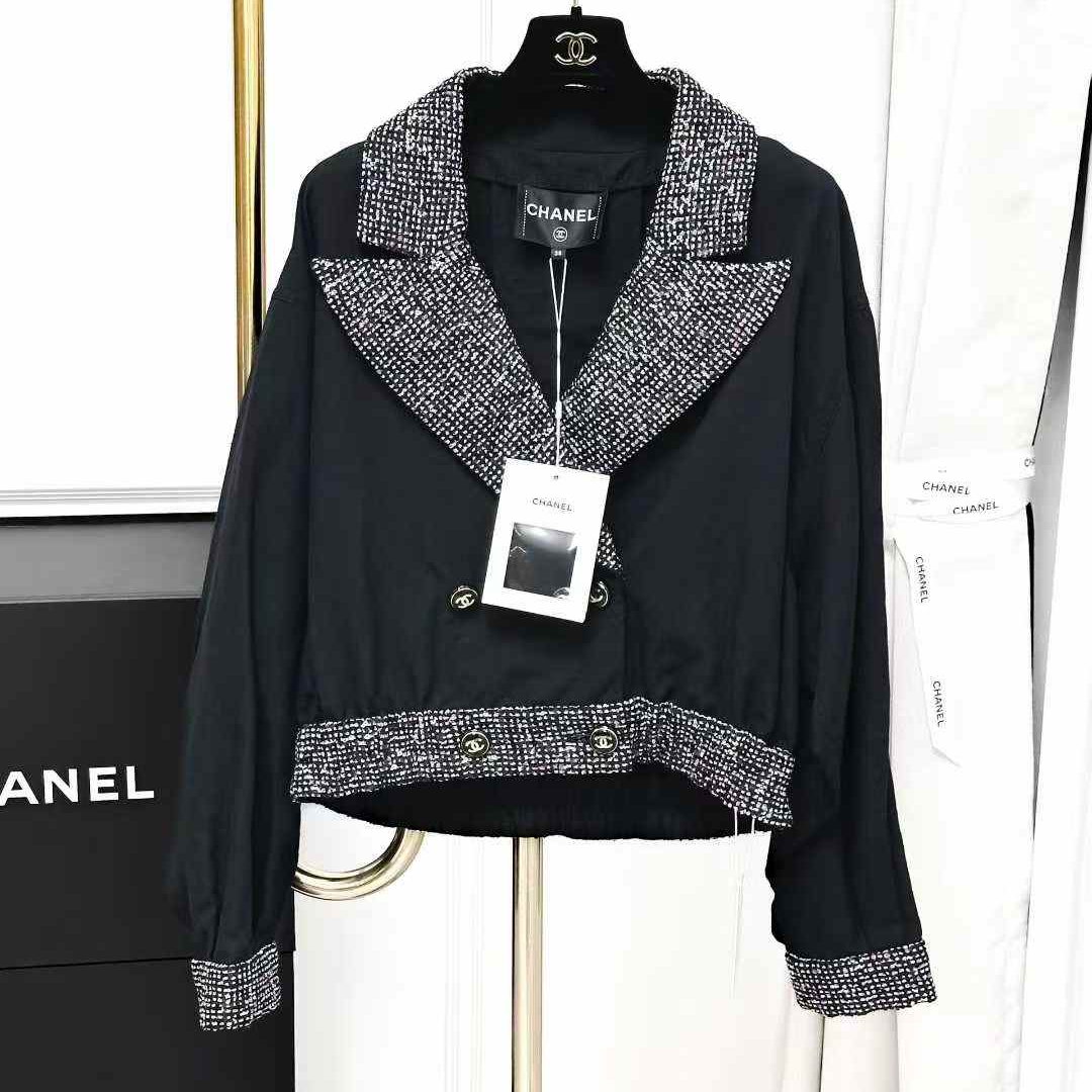 99新 Chanel/香奈儿 36码23P混色粗花呢亮片翻领黑色短款外套 