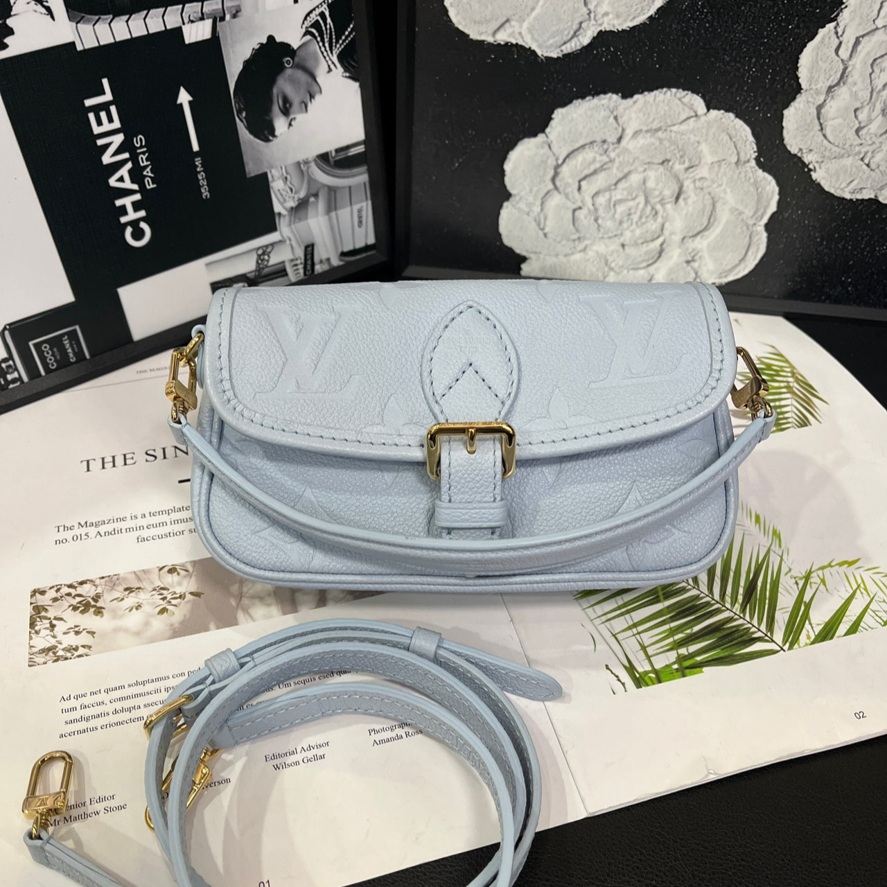 95新 LouisVuitton/路易威登 芯片款奥林普蓝mini法棍斜挎包B1555