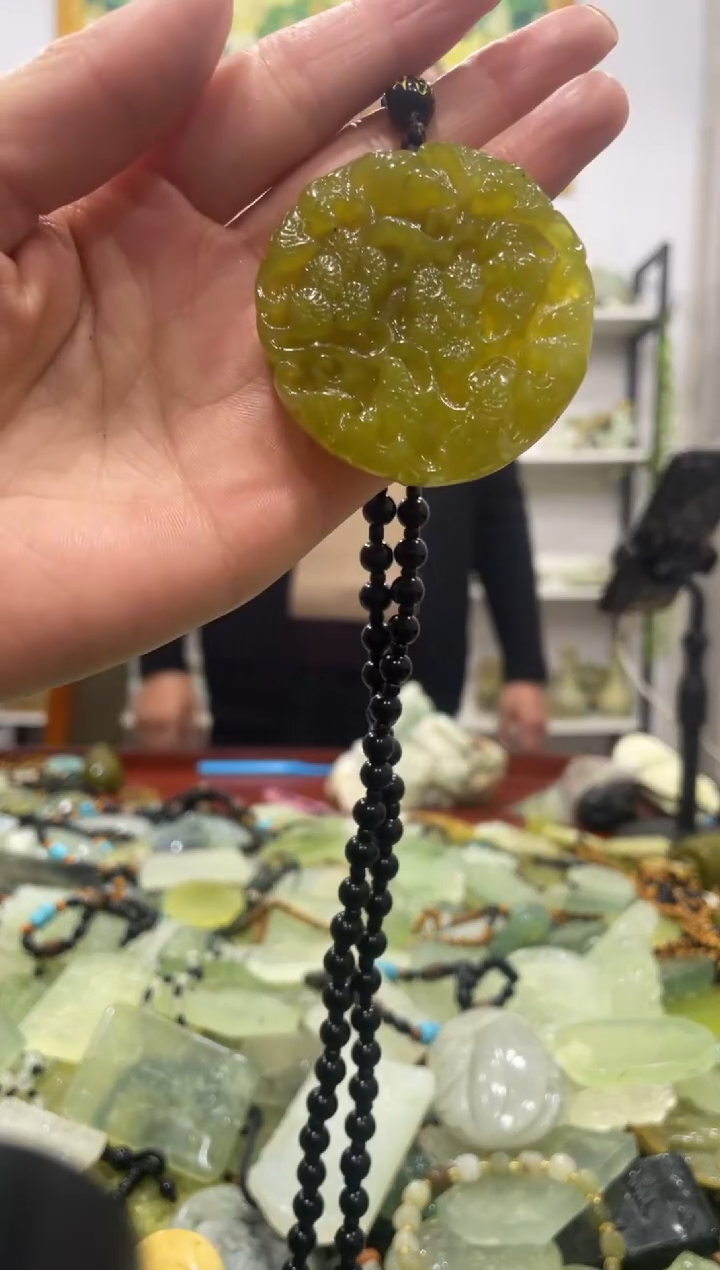 【闪购商品】岫玉吊坠未镶嵌