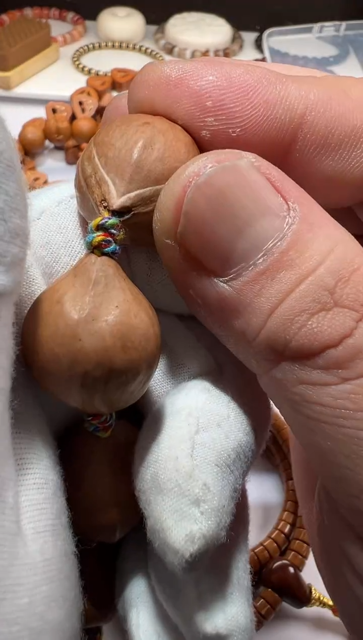 【闪购商品】橄榄核吊坠橄榄核11
