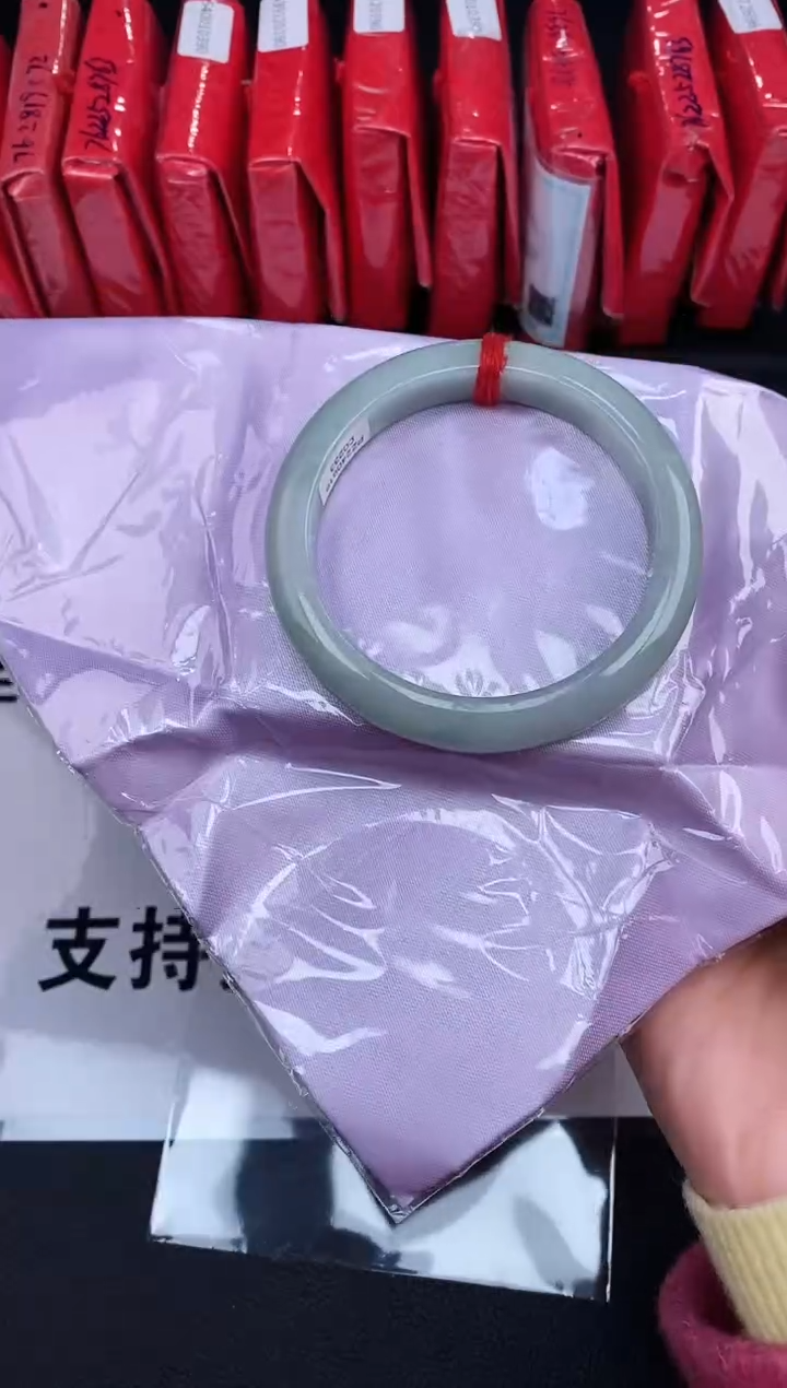 【闪购商品】美人镯一物一拍