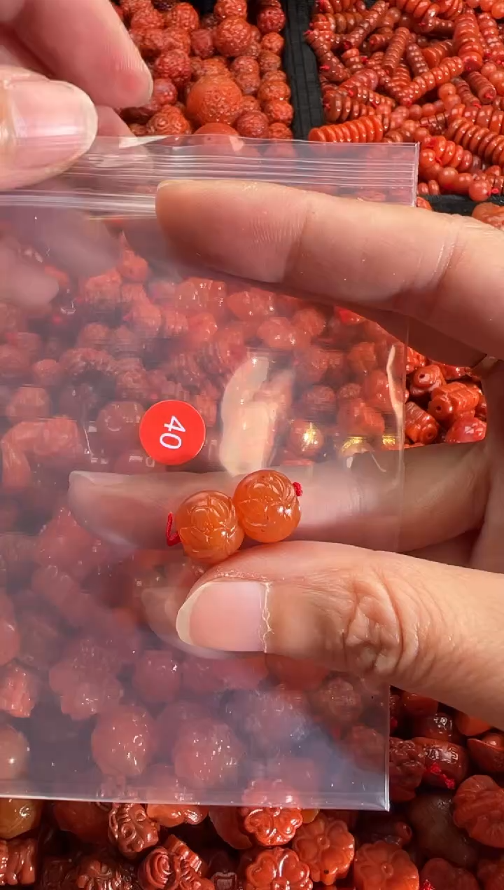 【闪购商品】南红玛瑙颈饰未镶嵌3