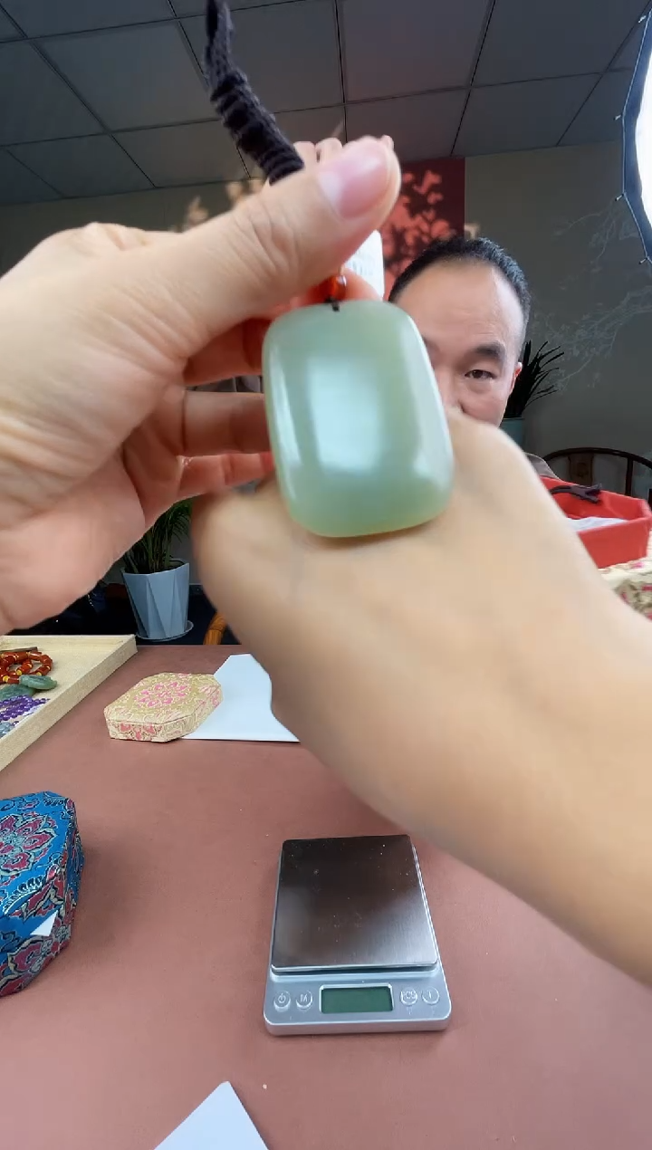 颈饰未镶嵌和田玉a28