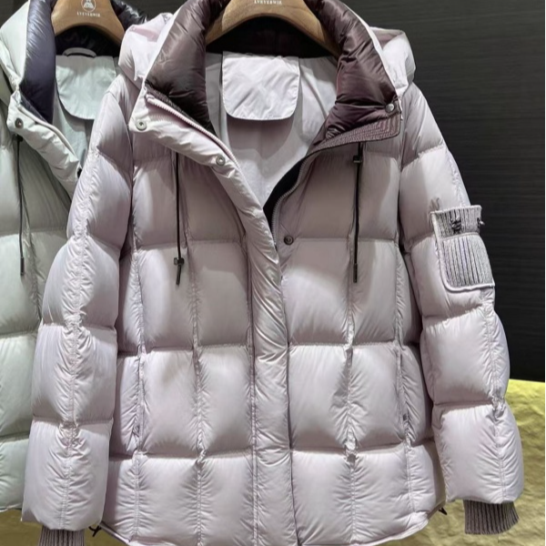 【甄选大朵鸭绒】Y411女冬季2026年设计师款年轻洋气羽绒服外套