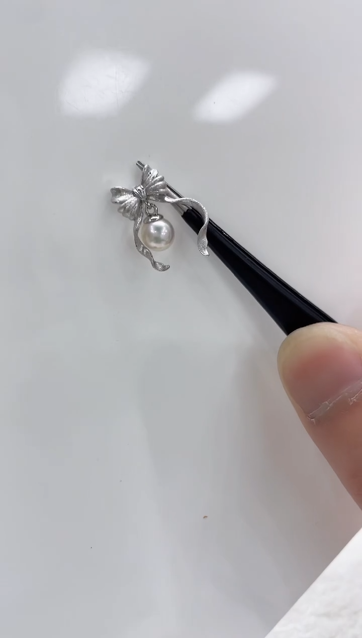 【闪购商品】海水珍珠吊坠(不含链)银S925镶嵌海水珍珠吊坠