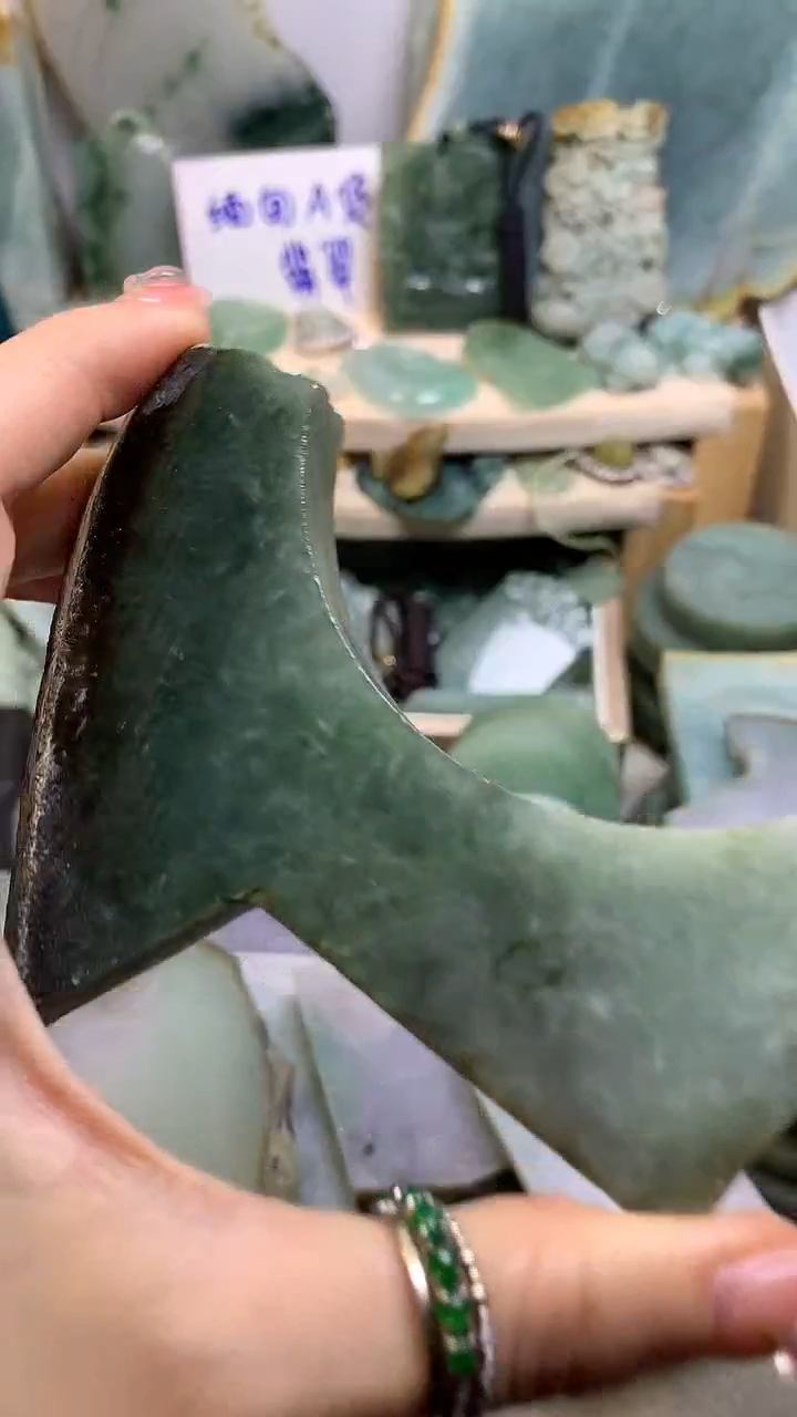 【闪购商品】翡翠挂件未镶嵌缅甸A货翡翠，没有运费险