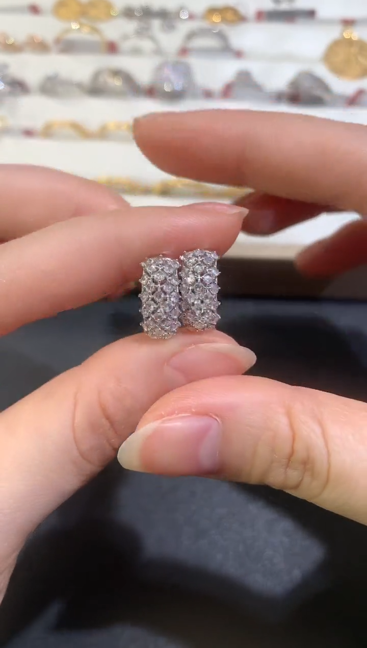 【闪购商品】钻石耳饰18K金镶嵌Z342|5980