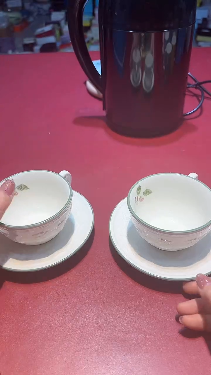 【闪购商品】瓷片锅碗瓢盆一件不剩