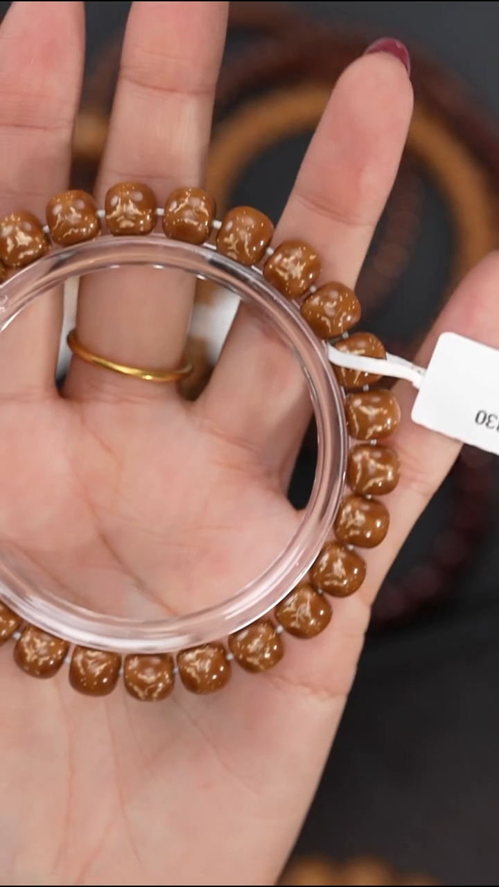 手串紫金鼠8.8mm1012