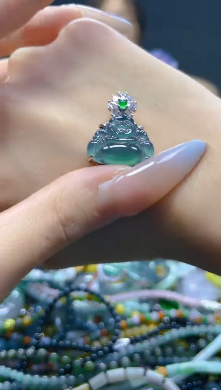 翡翠未镶嵌颈饰/D/翡翠A货，一件也是批发价