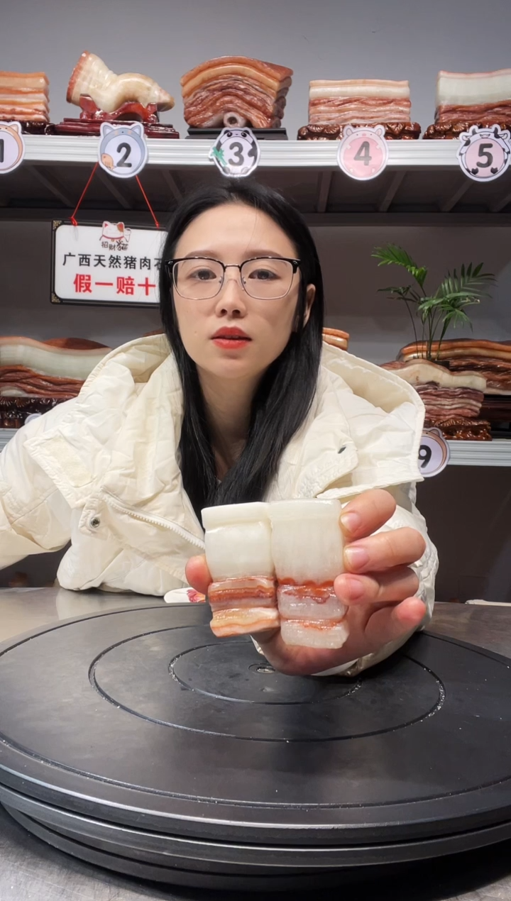 【闪购商品】天然石材柳州猪肉石