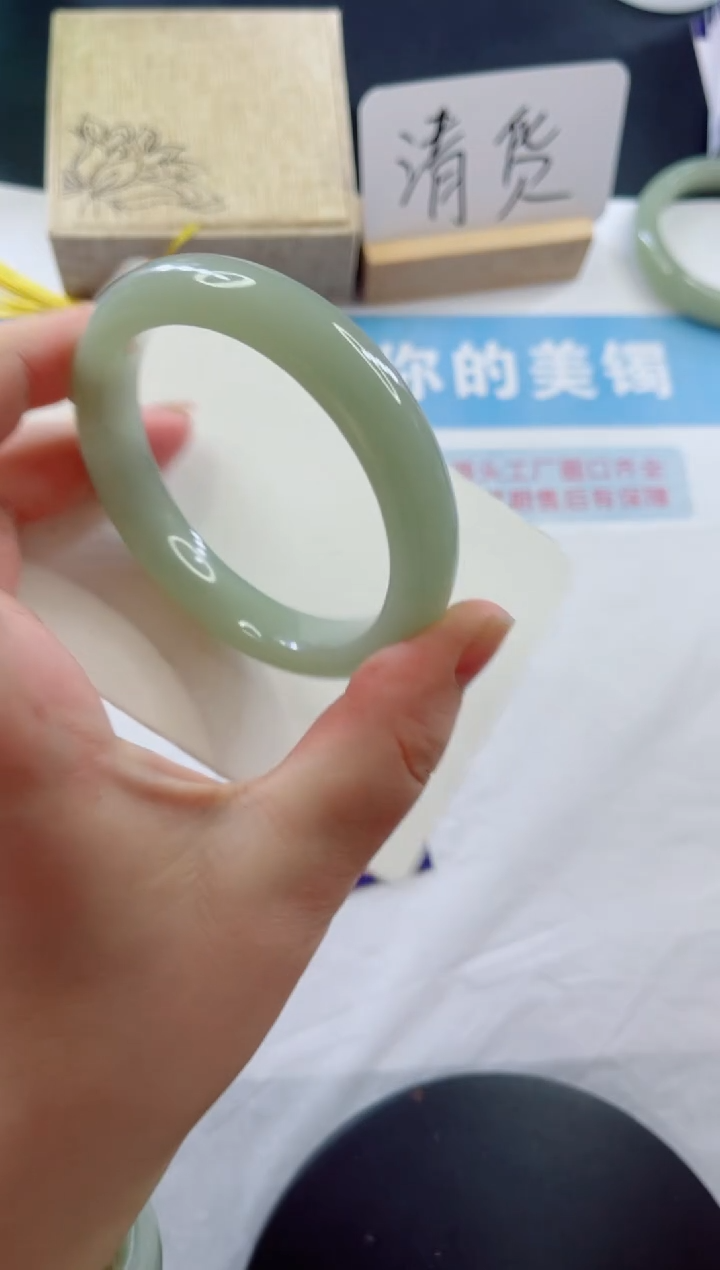 未镶嵌手镯石英质玉多样性发货A11