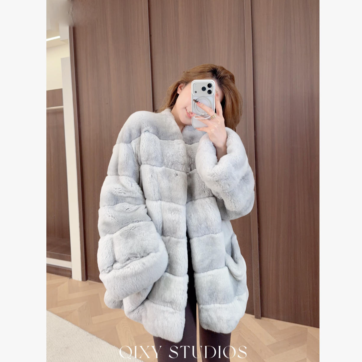 QIXIAOYAO.皮草丝绒青紫蓝兔皮毛一体皮草外套冬季新#BHCL8088