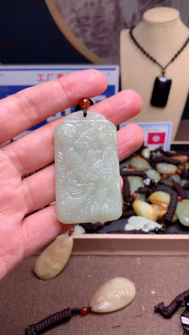 【闪购商品】和田玉颈饰未镶嵌1