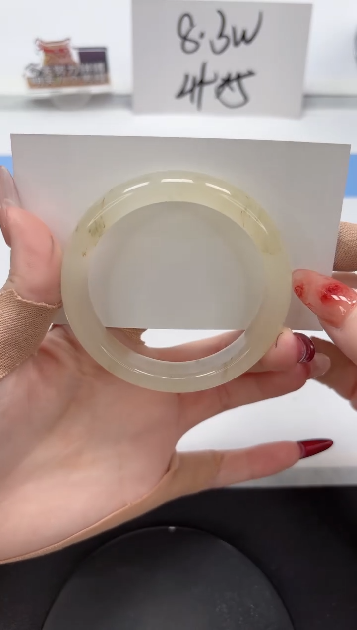 【闪购商品】石英质玉手镯未镶嵌A170-56