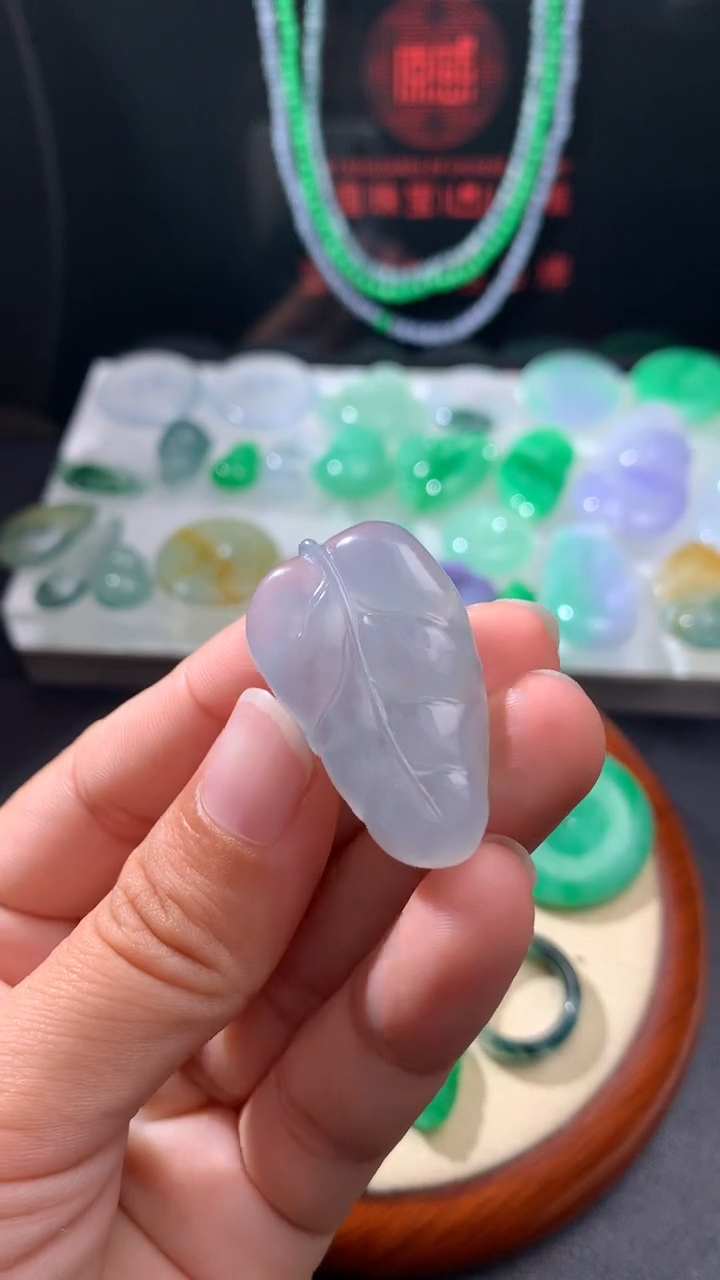 未镶嵌定制翡翠     