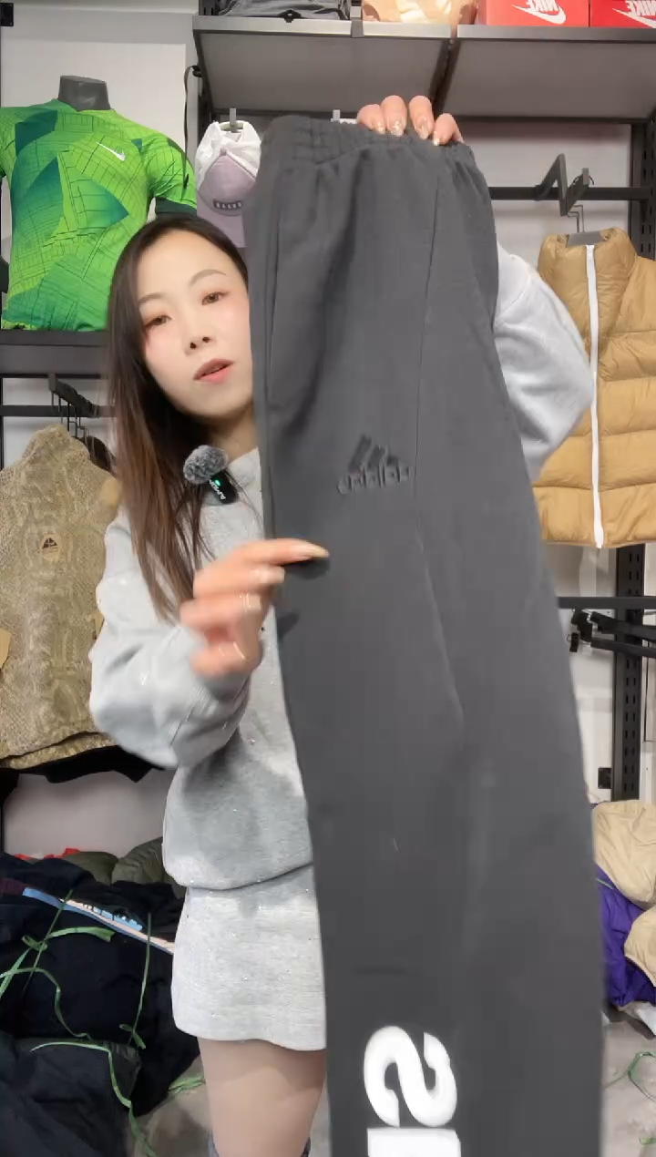 1189闪购编码  阿迪运动卫衣裤以直播间过款为准 尺码