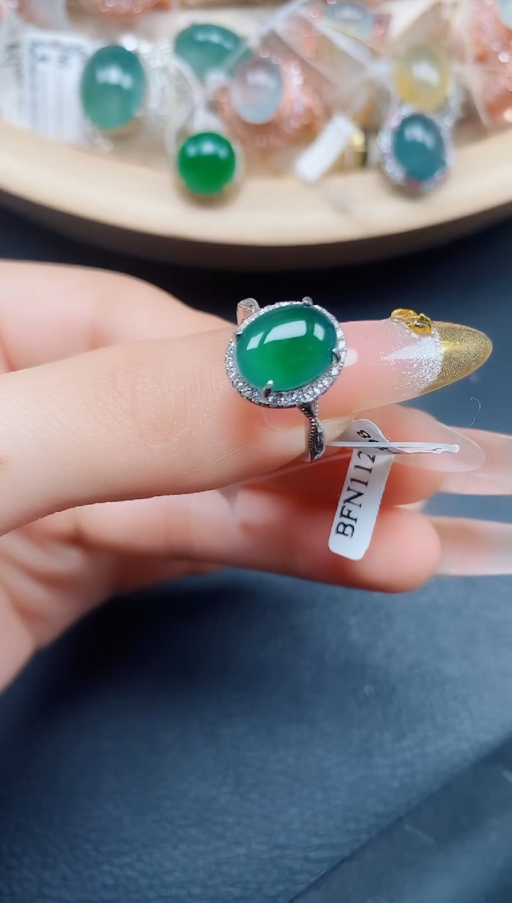 【闪购商品】翡翠戒指银S925镶嵌翡翠