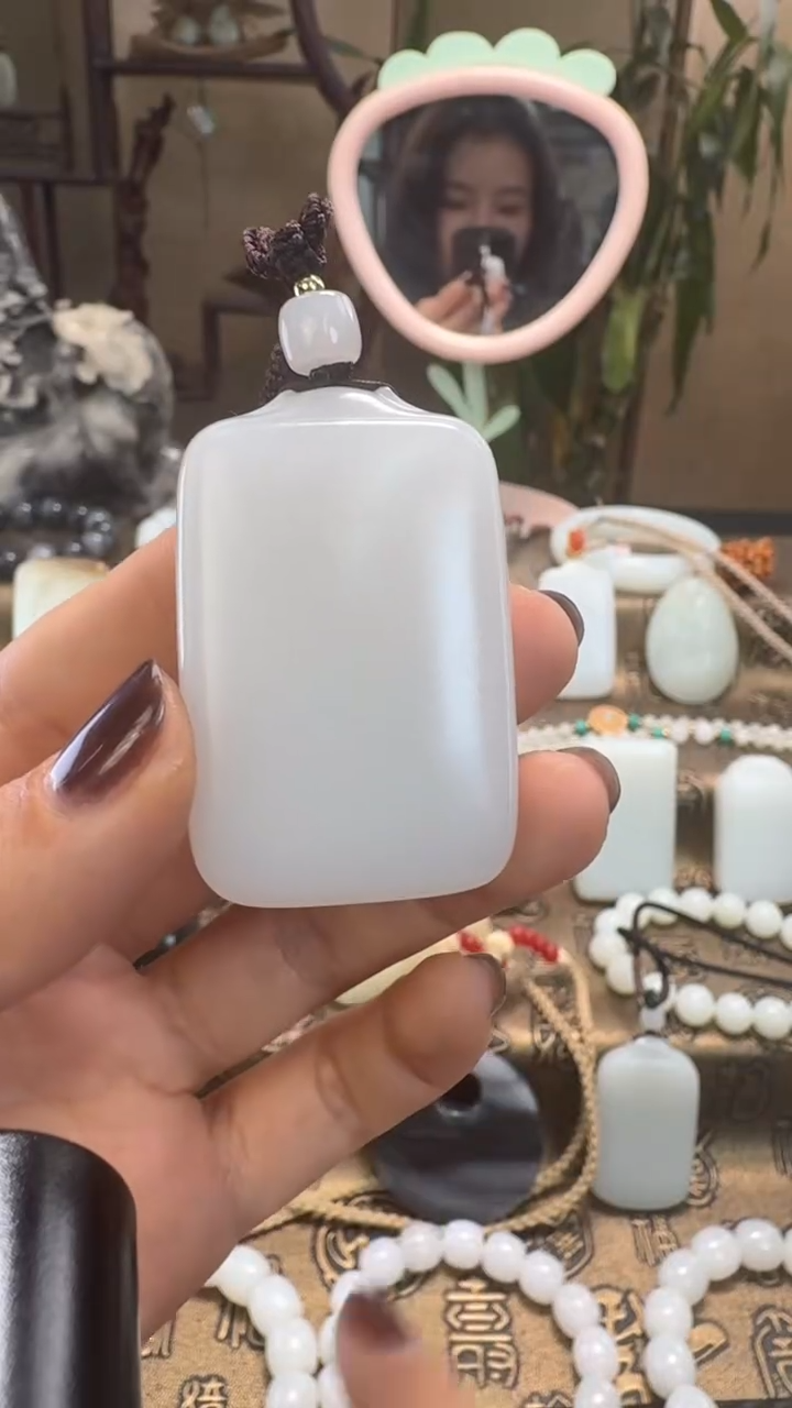 颈饰未镶嵌和田玉白玉无事牌