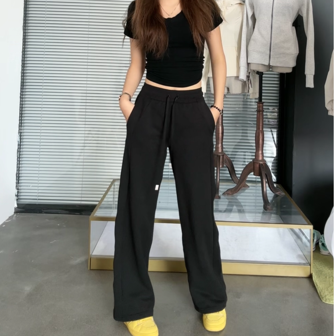 中腰阔腿裤卫裤lu抽绳卫裤女瑜伽百搭运动休闲直筒宽松