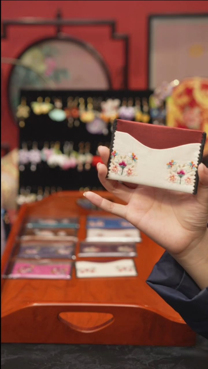 刺绣浅*兮非遗手工绒花饰品