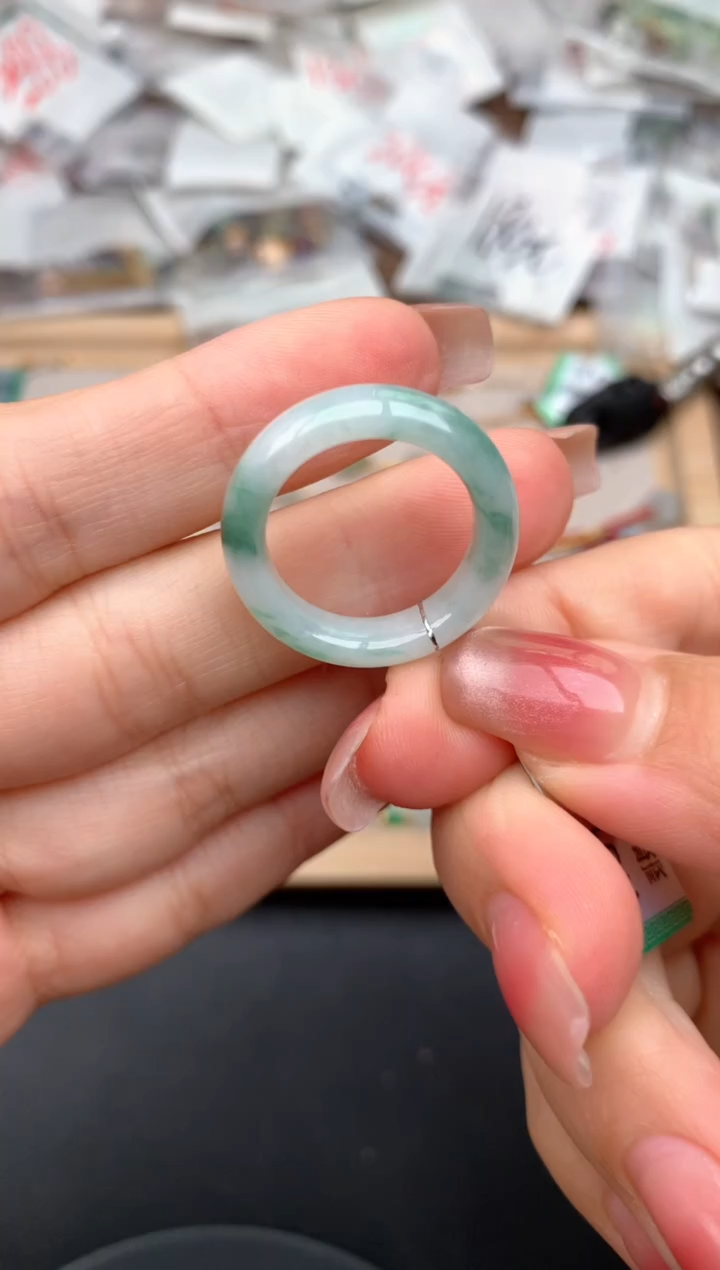 未镶嵌挂件翡翠一15圈