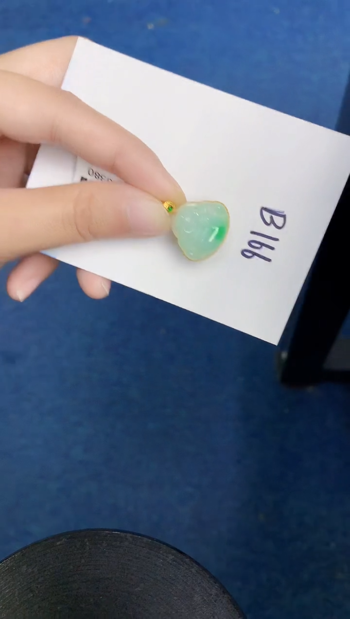 【闪购商品】翡翠颈饰18K金镶嵌000000000