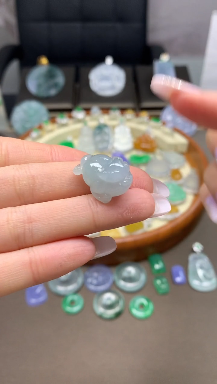 【闪购商品】翡翠吊坠(不含链)未镶嵌挂件