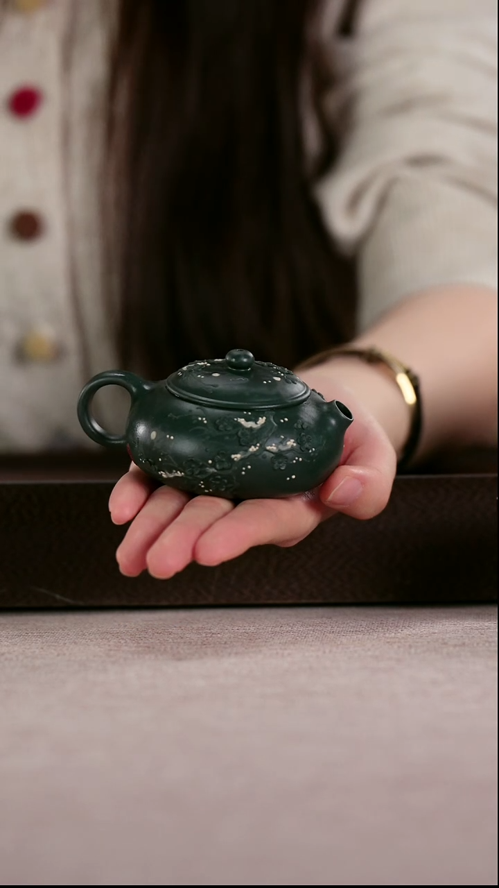 茶壶紫砂翡翠绿泥梅花本色堆绘扁西施