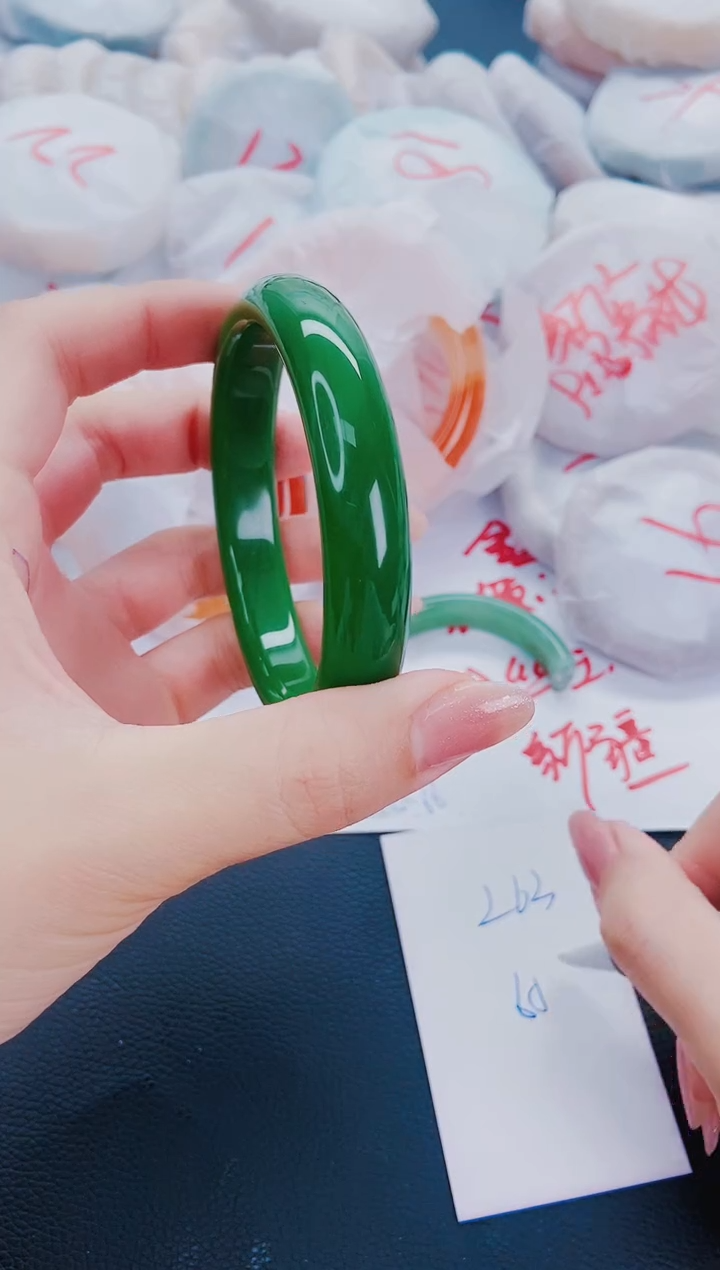 石英质玉手镯未镶嵌L63-65-66