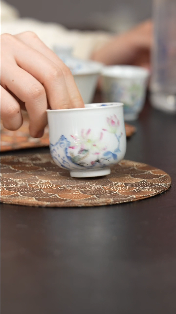 【闪购商品】杯晴山素华青花加彩