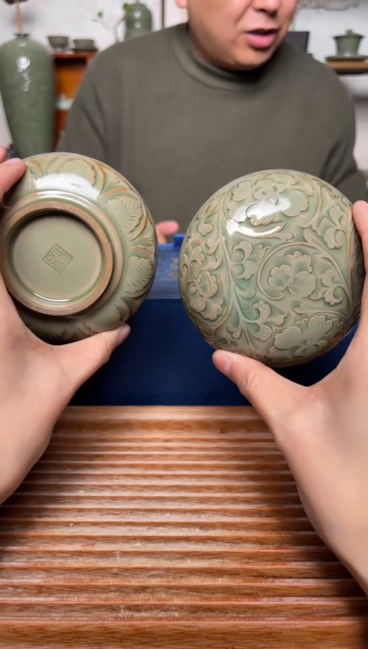 【闪购商品】其他王晓娜缠枝牡丹粉盒微瑕