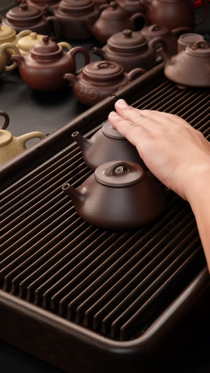 茶壶紫砂难**涂任 瓢  一厂紫泥  150CC
