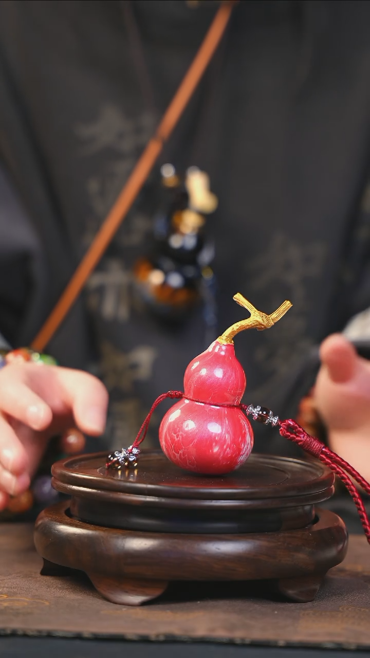 【闪购商品】YT195漂漆精致小手捻{未开口}