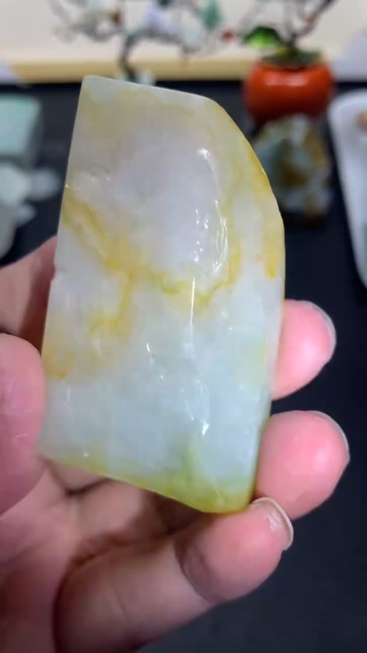 【闪购商品】翡翠颈饰未镶嵌天然翡翠A货