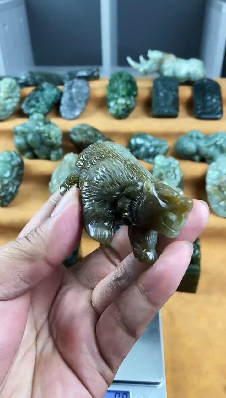 未镶嵌和田玉把件1