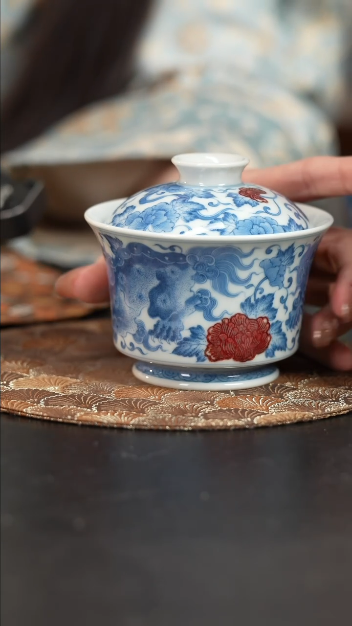 【闪购商品】杯屹朴堂釉里红狮子