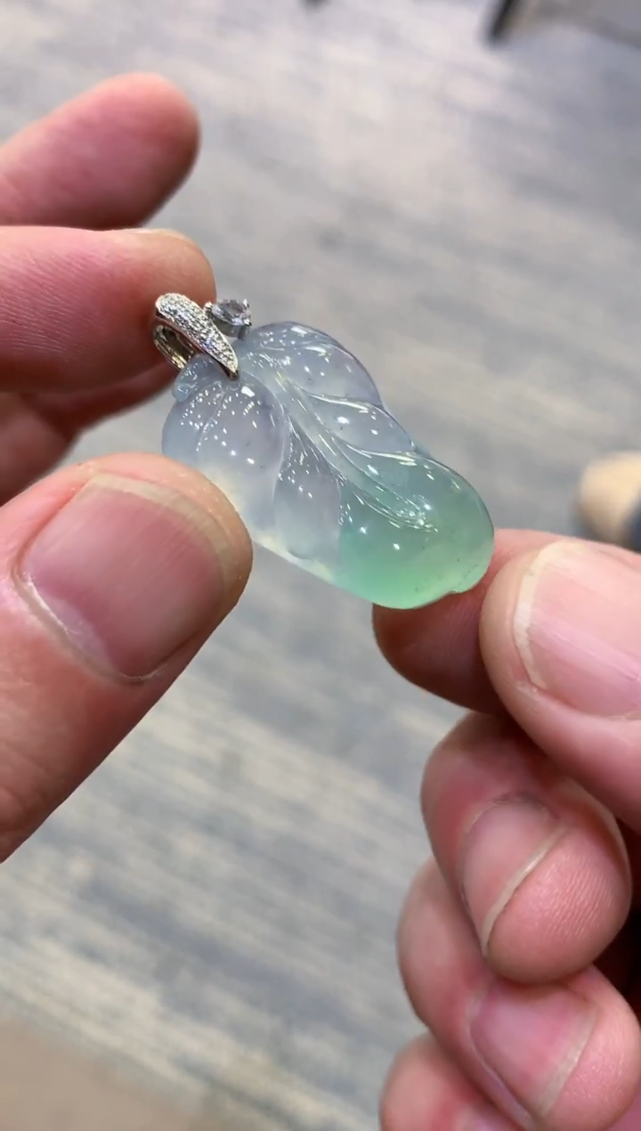 颈饰未镶嵌翡翠天然A货翡翠