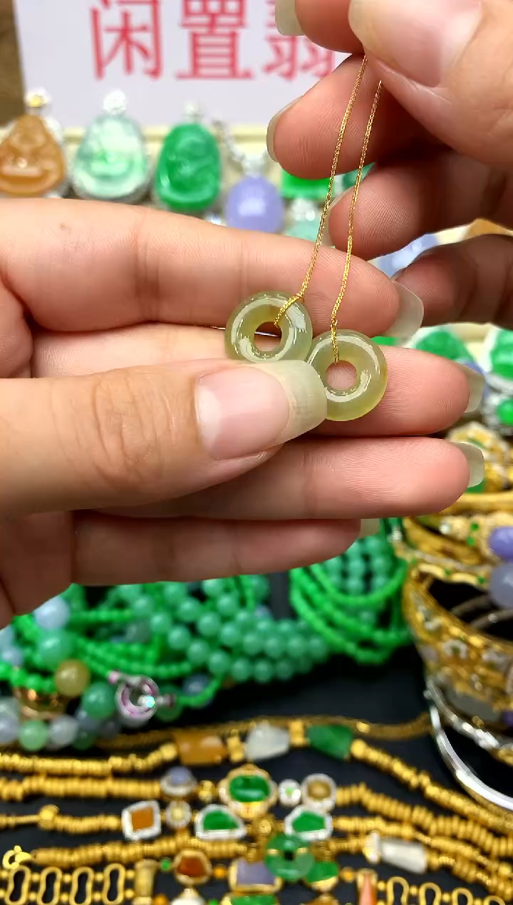 18K金镶嵌翡翠耳饰81 -中国好珍宝