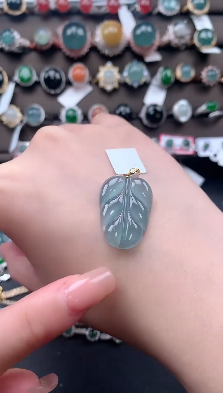 【闪购商品】翡翠戒指18K金镶嵌512143