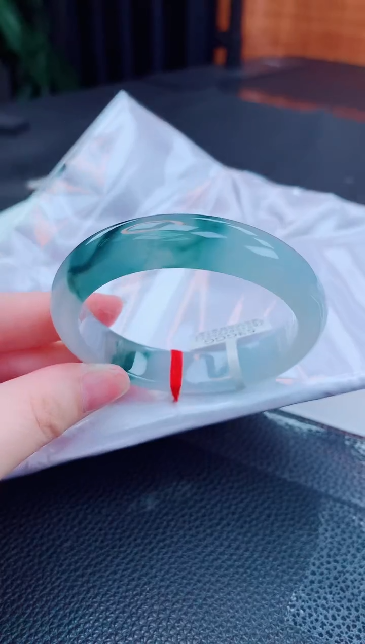 【闪购商品】翡翠手镯未镶嵌缅甸天然翡翠A货手镯