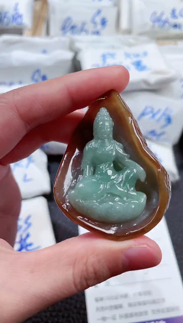 【闪购商品】翡翠颈饰未镶嵌00002409观音