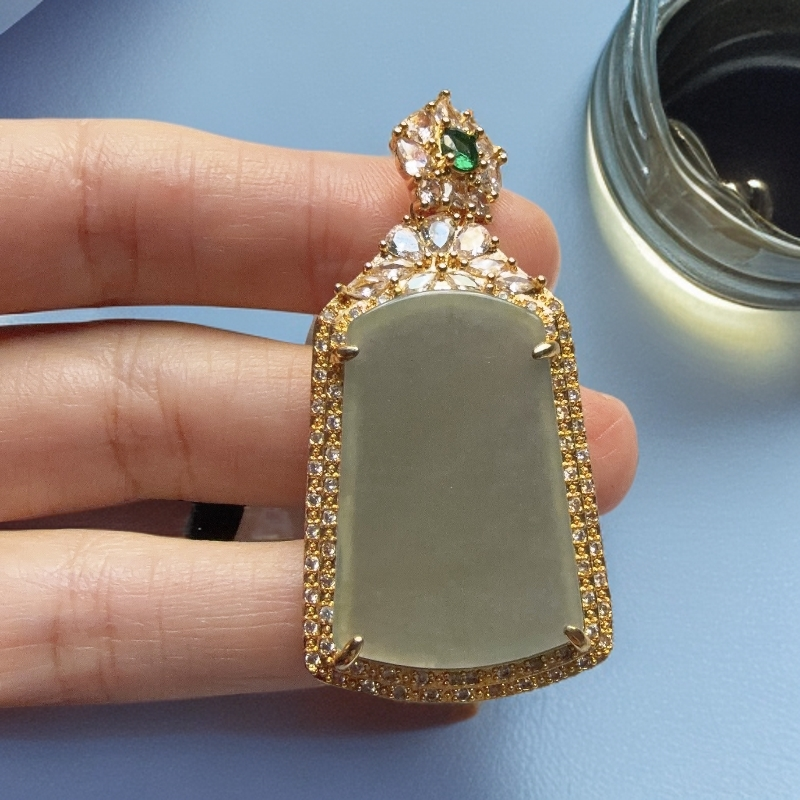 天然翡翠A货冰种无事牌翡翠吊坠时尚大气