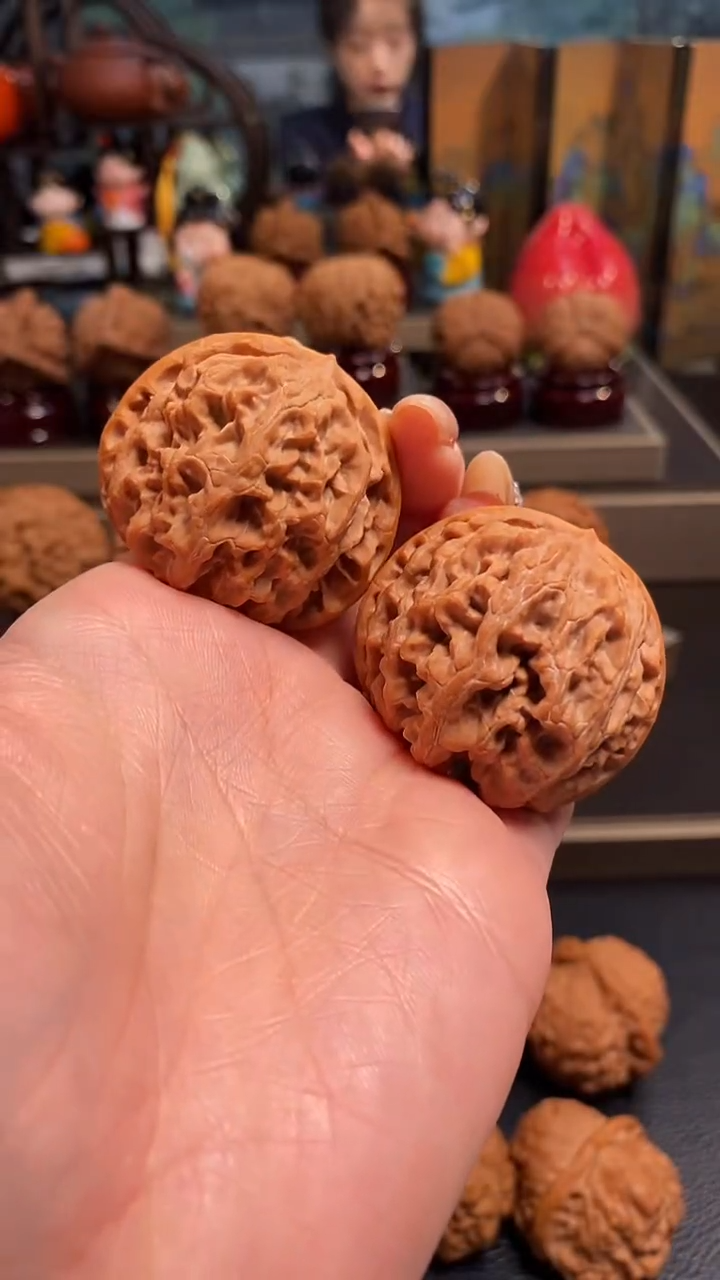 【闪购商品】文玩核桃把件K53苹果园42