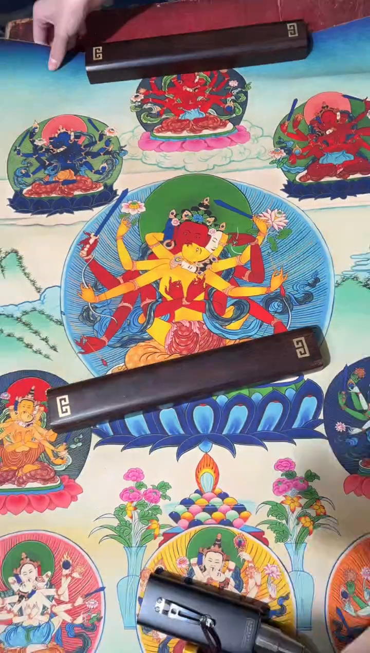 卷轴画龙妹的唐卡tk16